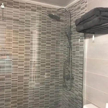 Lovely , Center,near Parking Free Appartement