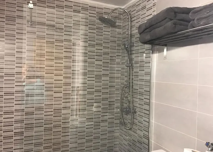 Lovely , Center,near Parking Free Lejlighed